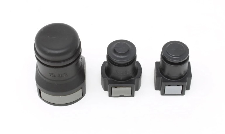 Aeromotive-Cap Kit Quick Connect 1x 5/8 1x 3/8 1x 5/16