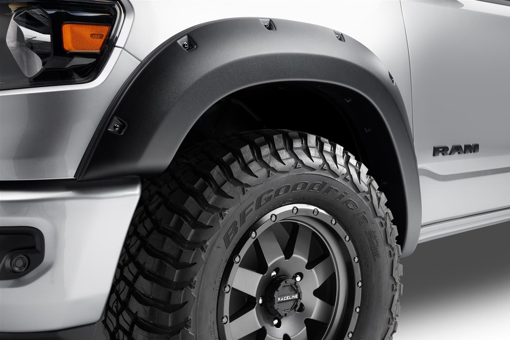 [BUS58131-08] Bushwacker - 19- Ram 1500 Forge Fender Flares Black 4Pcs