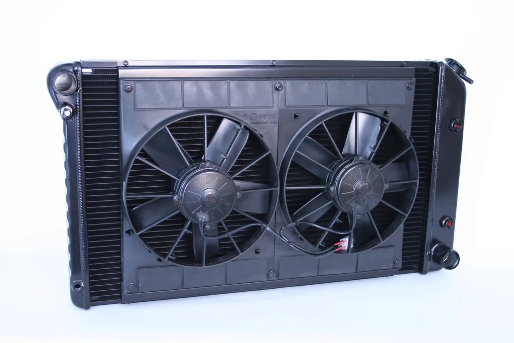 [DEW32-4239005A] DEWITTS Radiator - Radiator W/Fans Camaro 70-81 Auto Trans Black
