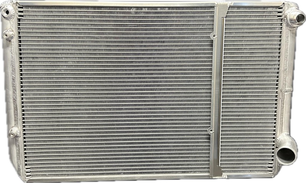 [DUNRGM.SLM.CLOSED] Fluidyne Performance - Radiator Dbl 29x18 W/Oil Filler Neck Gm